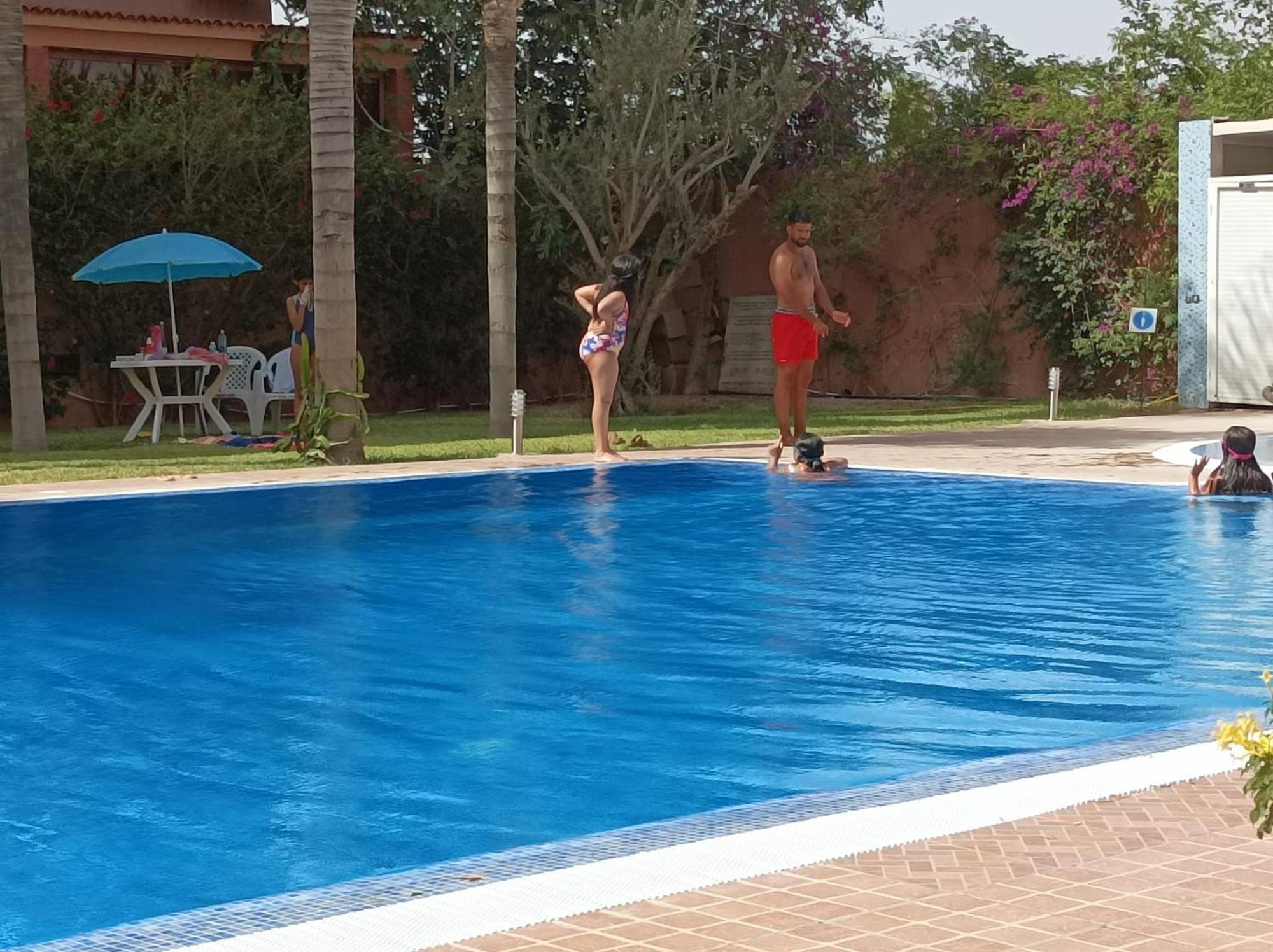 Appartement Haut Standing Vu Piscine 마라케시 외부 사진